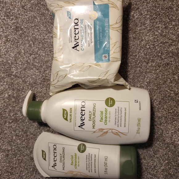 Aveeno Skincare Aveeno Facial Wash Lot Poshmark
